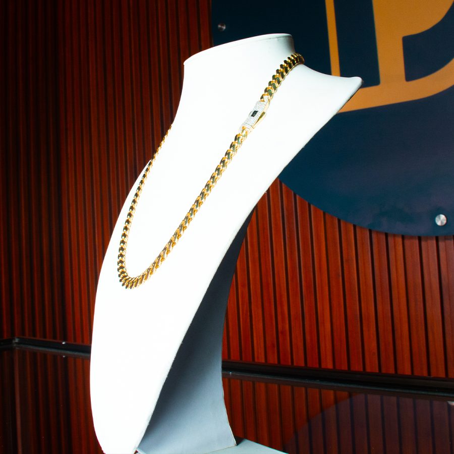 MONACO CLASSIC PAVE BLANCO — cadenas en oro, vista 2